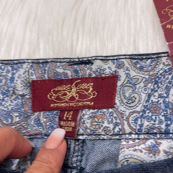 One 5 one - Picture 3 of 9